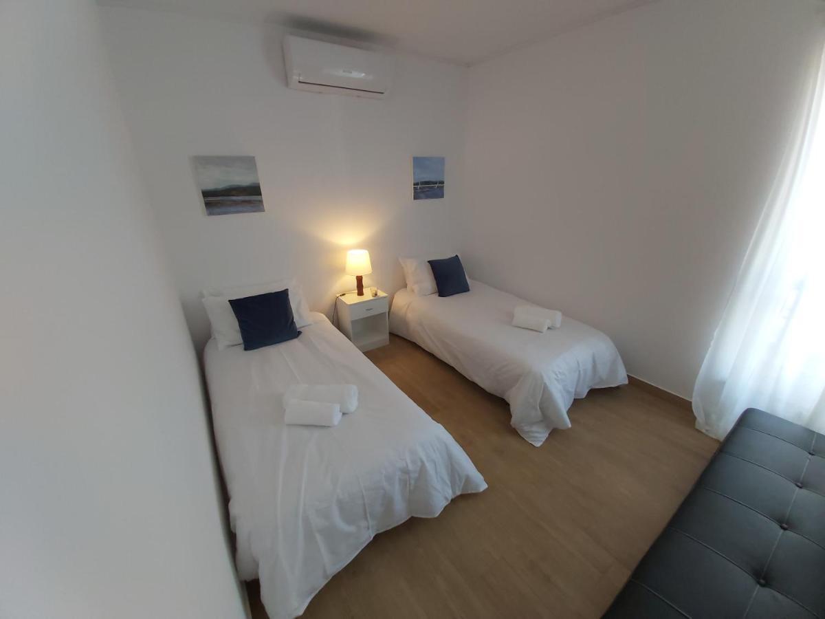 Sun And Beach II Ac Wifi 90Mts From The Beach Portimão Exteriör bild
